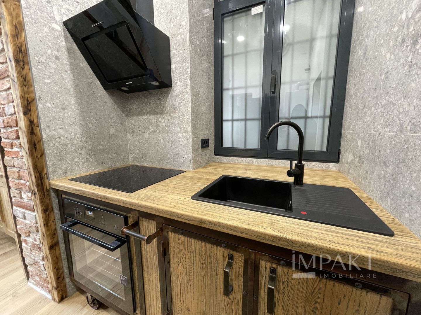 Apartament cu 2 camere LUX in zona Ultracentrala - Poză 6