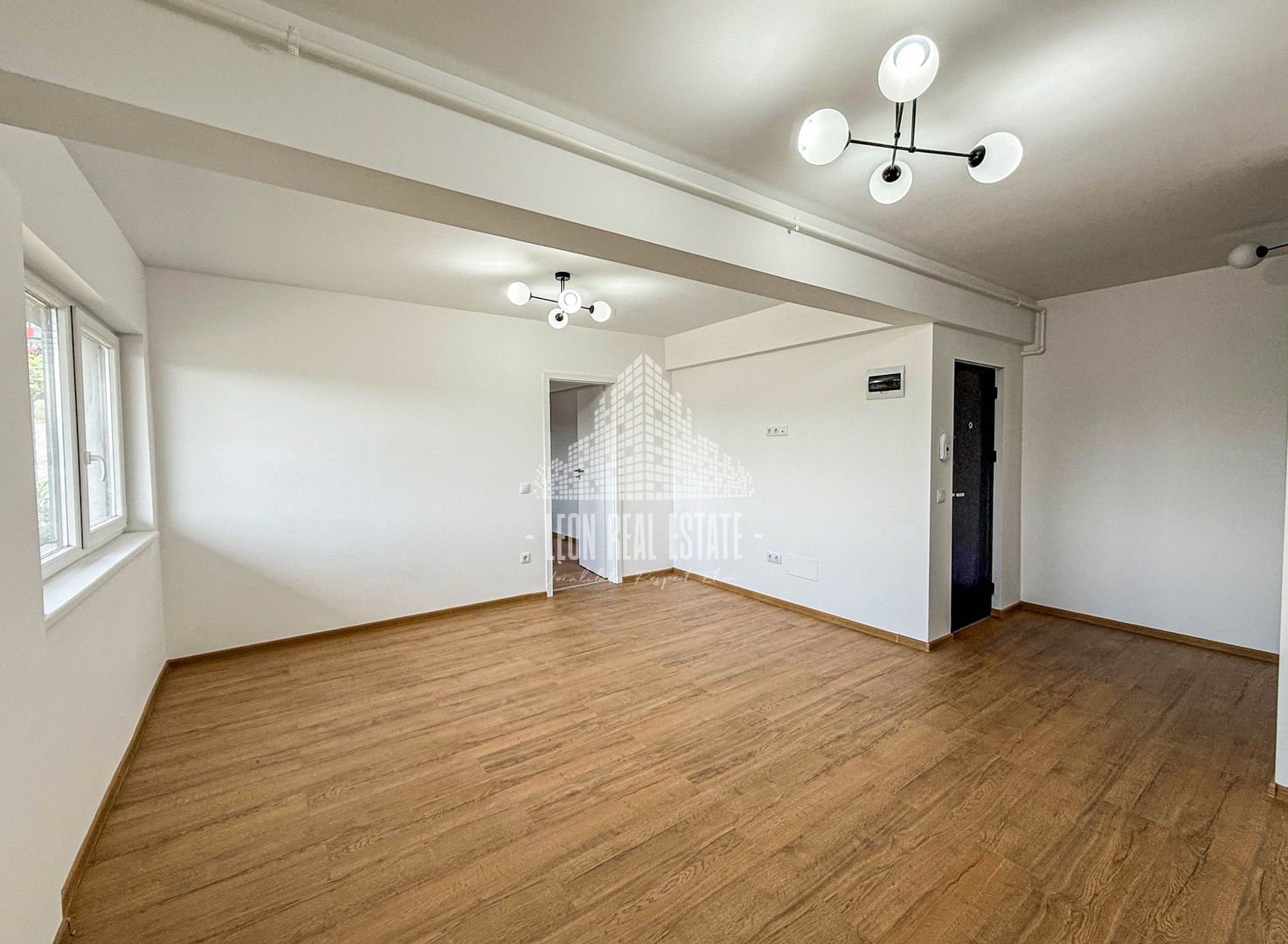 Apartament 3 camere, finisat modern, in Baciu, zona Petrom - Poză 4