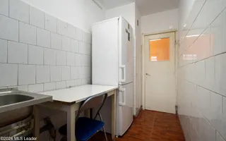 Garsoniera luminoasa Iuliu Maniu - Metrou Gorjului 2 minute - Poză 15