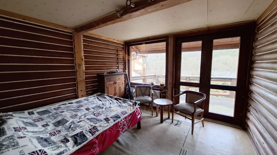 Cabana si teren 1000 mp cu iesire la lac! - Poză 11