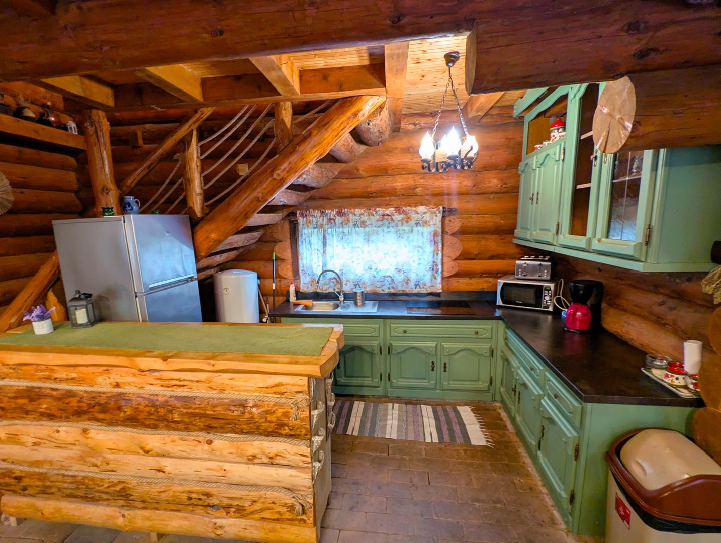 Cabana / Casa de vacanta pe Transfagarasan - Sibiu - Poză 6