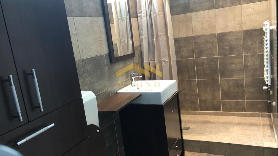 Apartament la casa zona Centrala - Poză 10