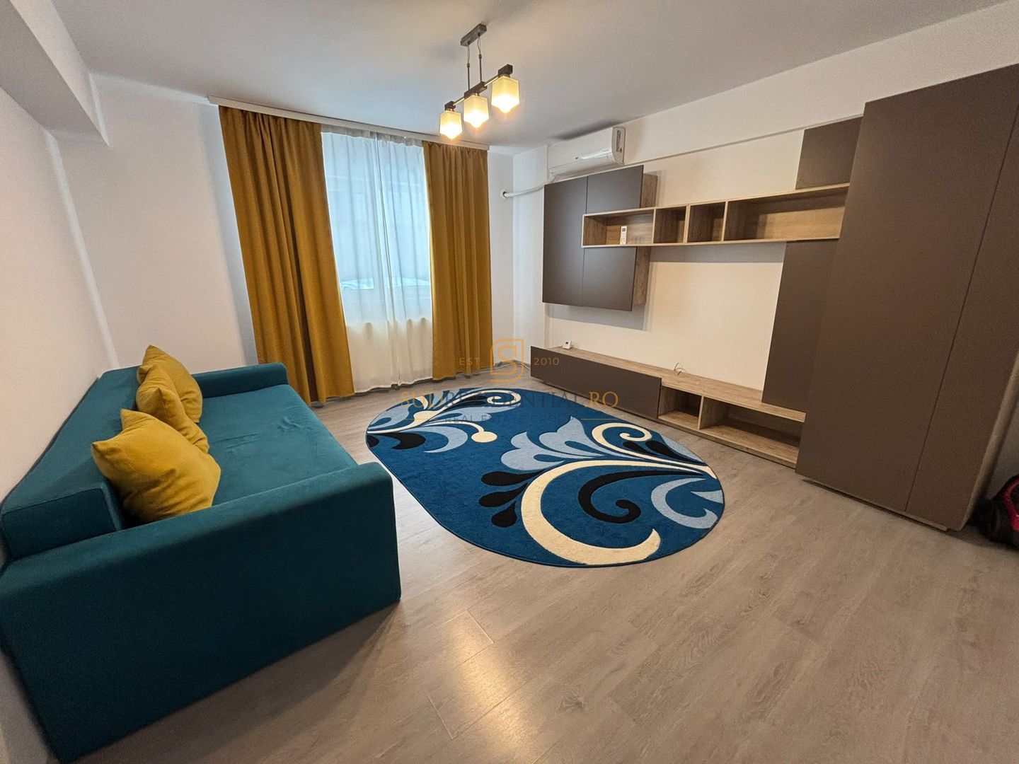 Apartament 2 camere | Complet mobilat și utilat | Parcare Inclusa - Poză 1