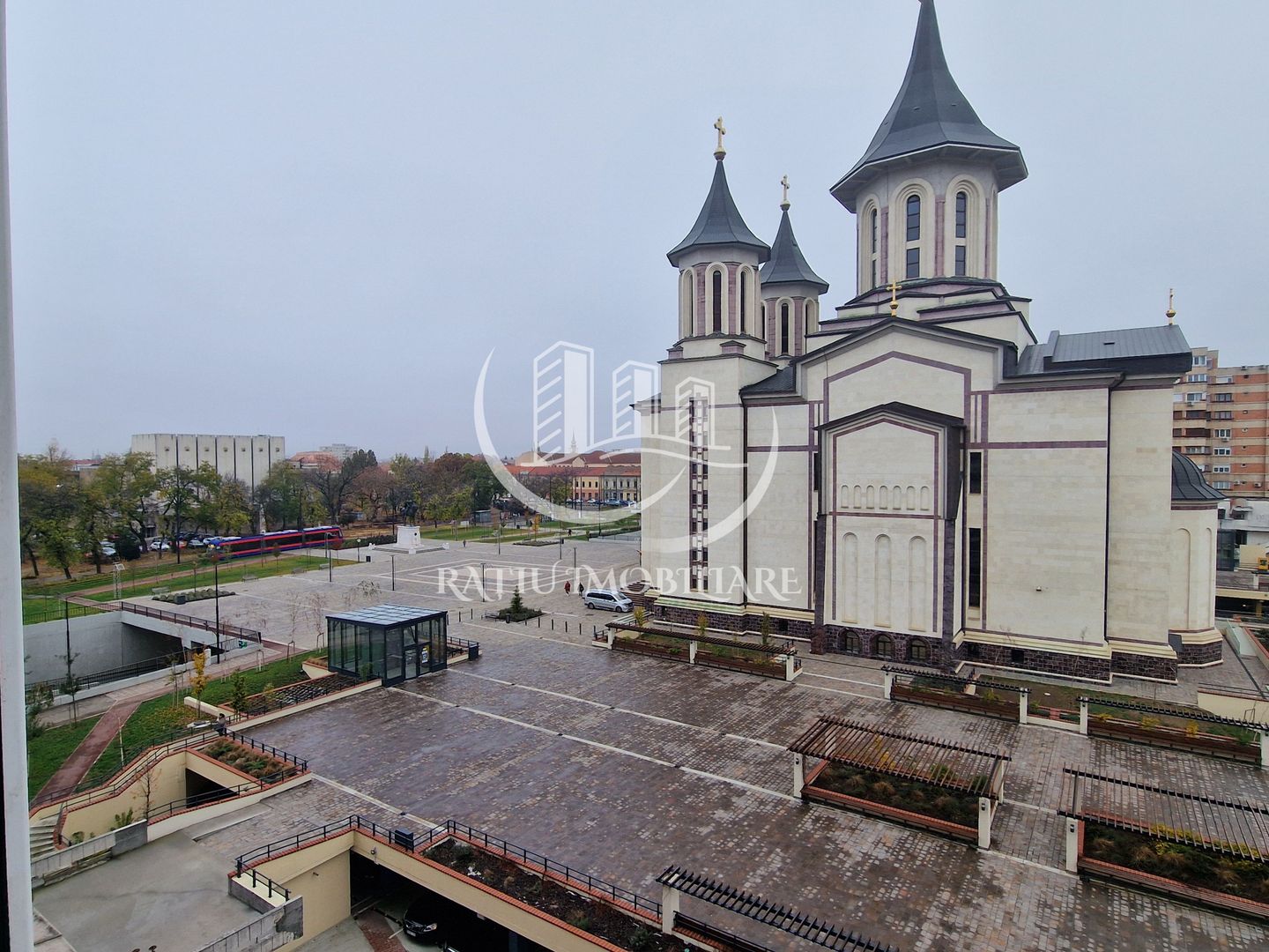 Apartament 4 camere | Ascensor | Centru Civic | 112 mp Utili | Oradea. - Poză 1