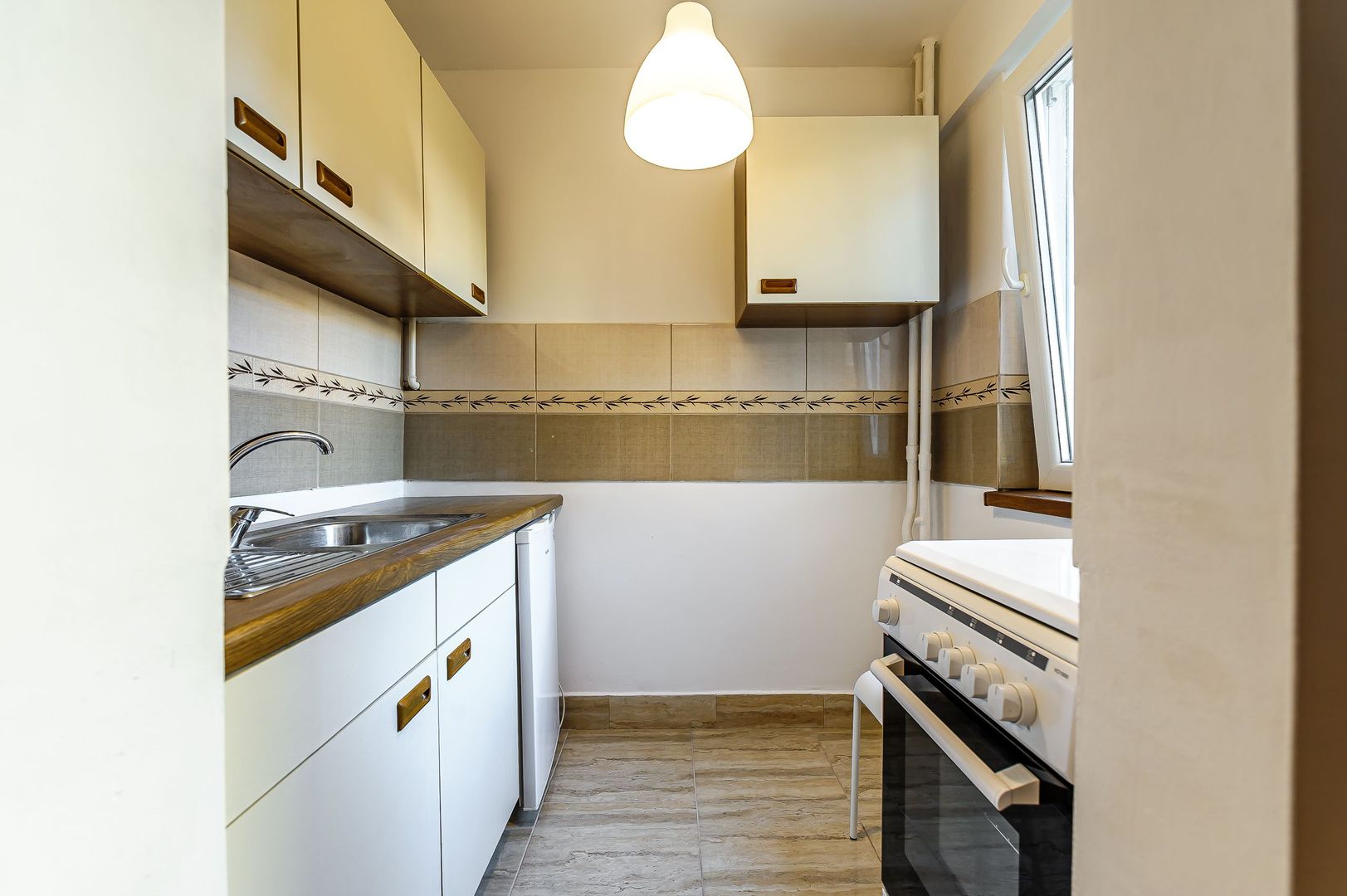 VÂNDUT! Apartament lângă spitalul Județean Arad. - Poză 4