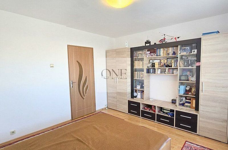 Apartament 3 Camere Suprafață Generoasă - Poză 8