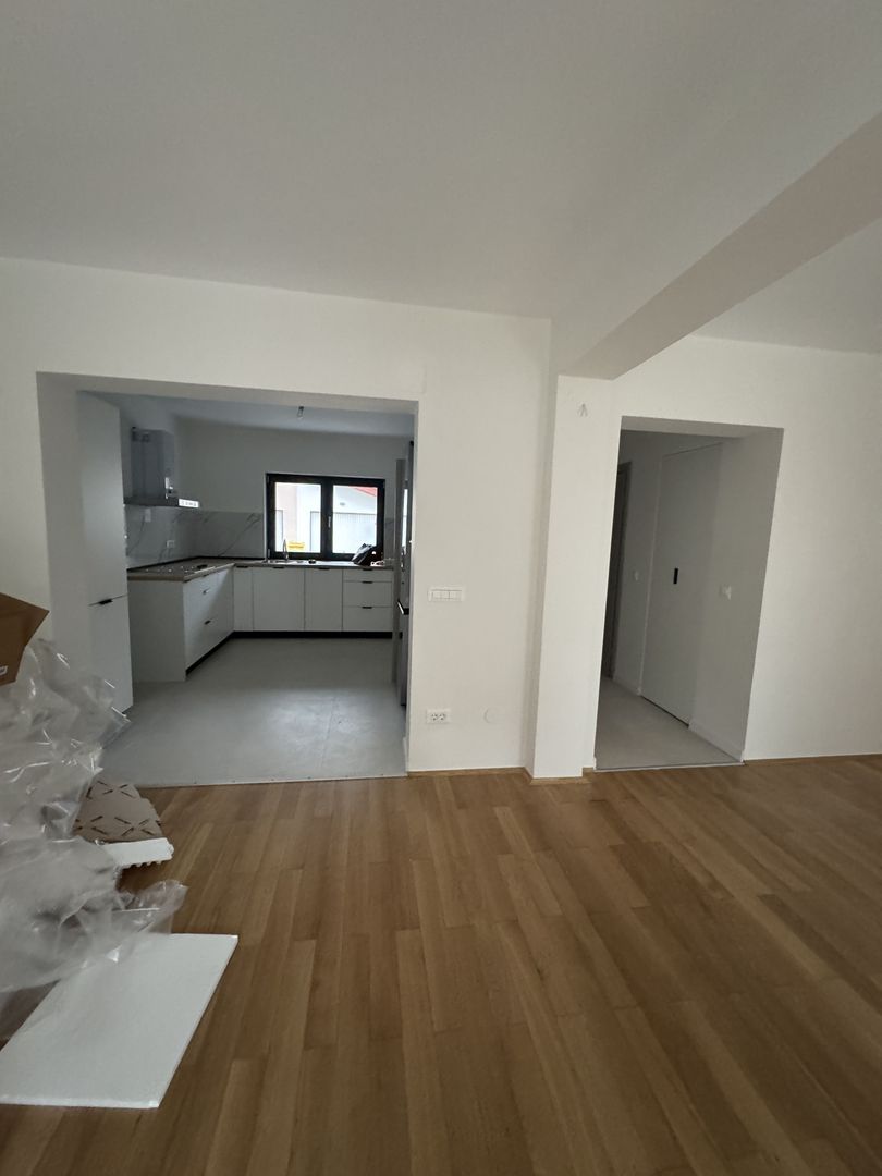 Casa de Închiriat- Pipera- Erou Iancu Nicolae - Poză 5