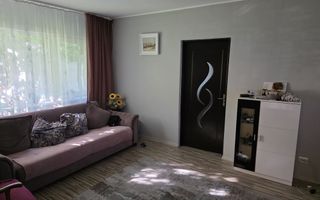 Apartament 3 camere, Podu Ros, Iași – renovat, parter, centrală termică - Poză 4