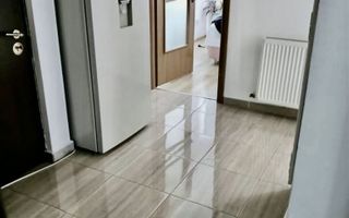 Apartament 3 camere - zona Tractorul - Poză 6