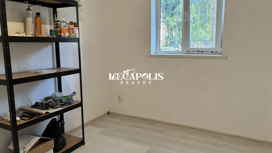 Cămin / Cameră 10 mp + demisol 10 mp  / Renovată - Poză 2