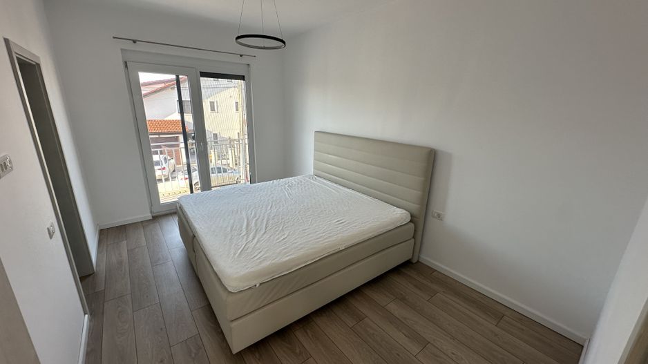 Duplex despărtit  prin garaj zona Ikea - Poză 18