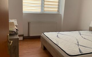 2 camere, etaj 1, centrala, cofetaria Parc - 400 Euro - Poză 4