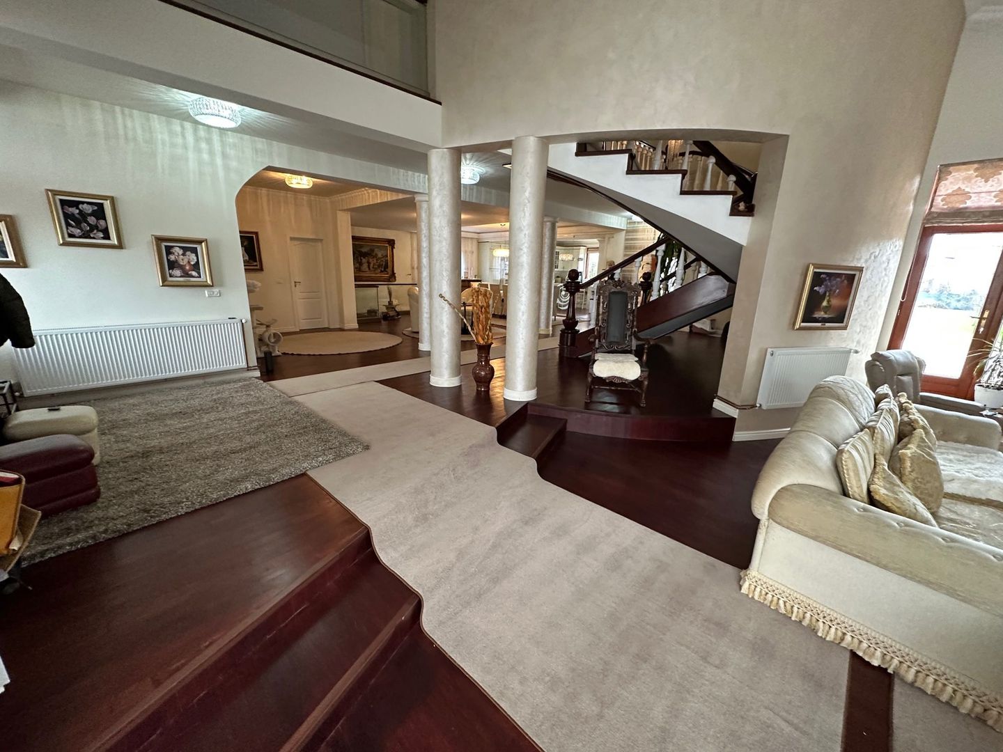 Casa la artera pretabilă Clinica medicala / birouri - Poză 8