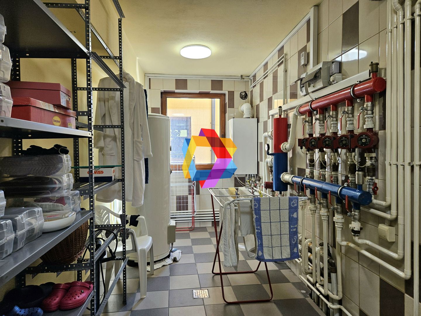 Casă plus Spațiu comercial  741 mp, Teren 906 mp Brasov - zona Blumana - Poză 11