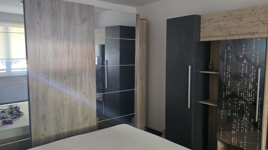 2 camere langa metrou Nicolae Grigorescu, renovat, acces separat - Poză 1