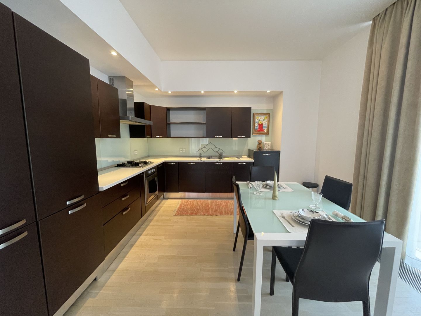APARTAMENT SUPERB DE 3 CAMERE LA INCHIRIERE IN ZONA DOROBANTI - Poză 4