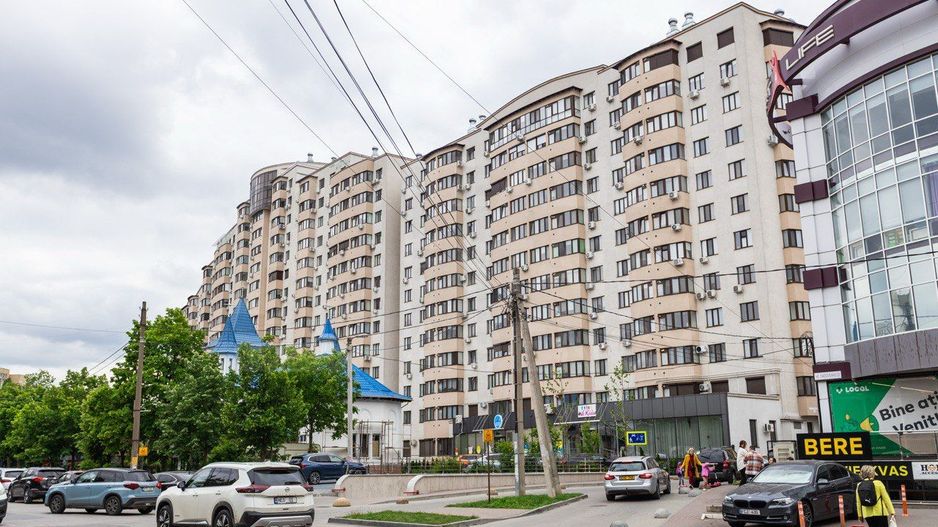 Vânzare, apartament, 2 camere + living, str. Mihail Sadoveanu, Ciocana - Poză 3