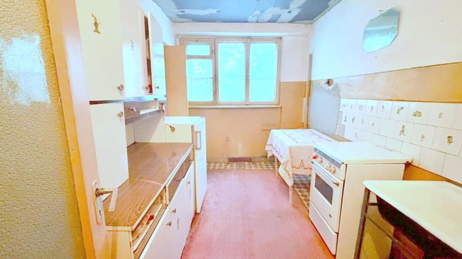 Exclusivitate - Apartament 2 camere în Micro 17, parter, de renovat - Poză 5