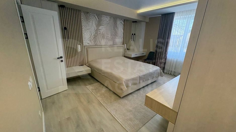 Chirie, apartament, 3 camere, strada Alexandru Vlahuţă, Centru - Poză 8