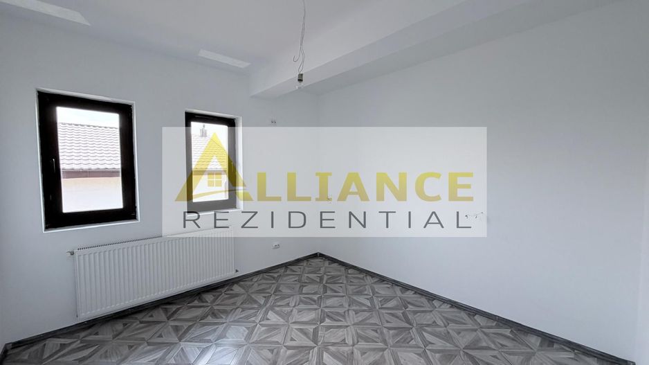 Casa Individuala - 5 camere - 3 bai - 555mp teren - Poză 15