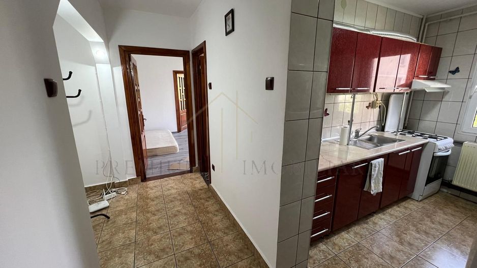 Apartament 2 Camere de vânzare în Onești – Zona centrală - Poză 1