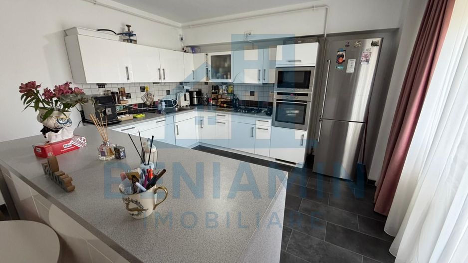 Apartament-Bloc Coreeni-4 Decomandate-158mp-Parcare-Ultracentral - Poză 4