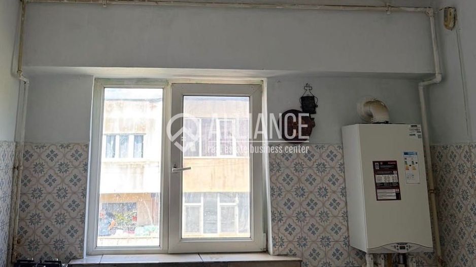 FALEZA NORD(cod04)-Apartament 3 camere decomandate - Poză 2