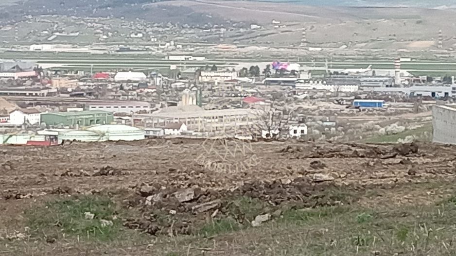 Doua Terenuri INTRAVILANE CU UTILITATI Dezmir, Cluj 500mp - Poză 4