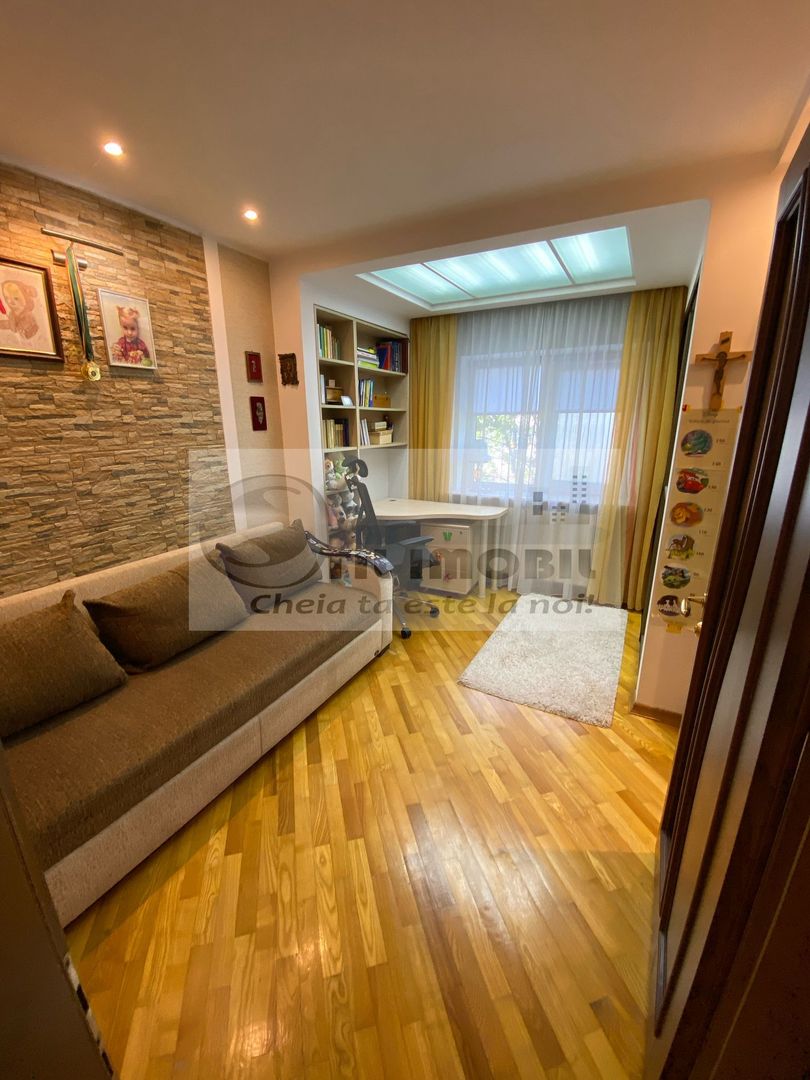 3 camere dec, 82 mp, et 1, mobilat utilat- Blv Poitiers- 139.900 neg - Poză 4