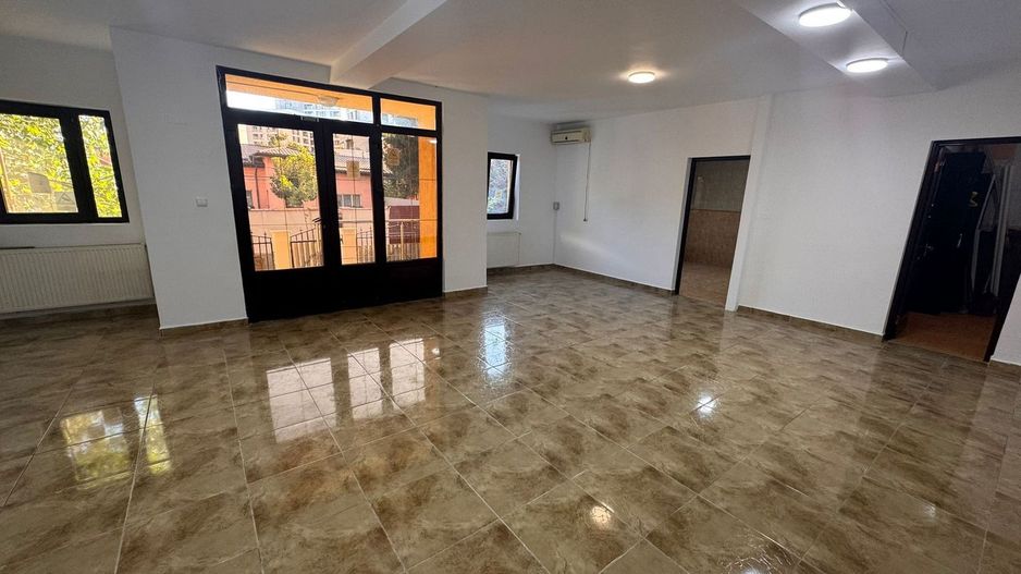 Casa de inchiriat Timpuri Noi 204 m - Poză 3