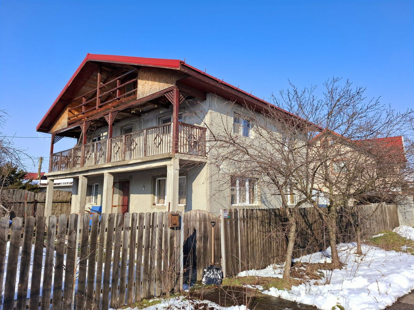 DARZA - CREVEDIA, CASA 7 CAMERE - Poză 1