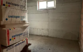 Casă cu teren – Zona Profi Chinteni | Casă nouă, semifinisată | Garaj si Terasa - Poză 13
