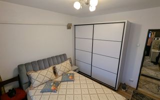 Apartament 3 camere decomandat, renovat și mobilat – Piața Voievozilor, Alexandru cel Bun - Poză 3