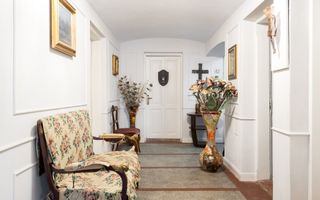 VILA REPREZENTATIVA ICOANEI - Poză 19