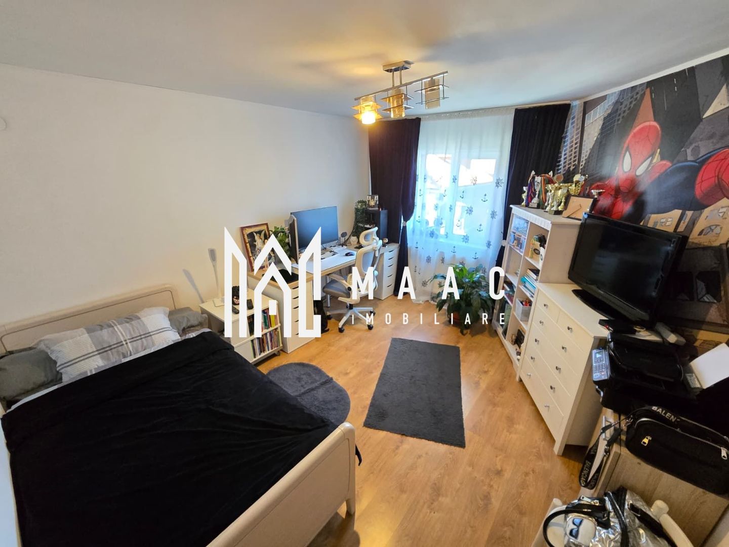 Casa 7 camere 3 bai 2 intrari Zona Garii - Poză 16