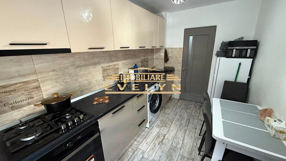 Apartament 3 camere de vânzare – Zona Mall - Poză 3