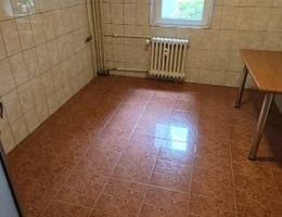 Apartament  4 camere decomandat- Craiovita Noua, zona Scoala 34 - Poză 8