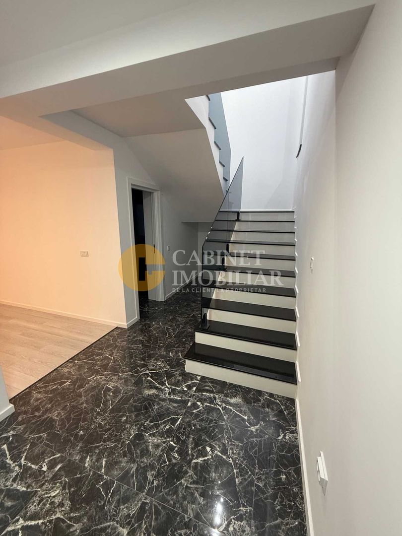 Casa individuala - 132 m2 utili - Miroslava - Poză 3