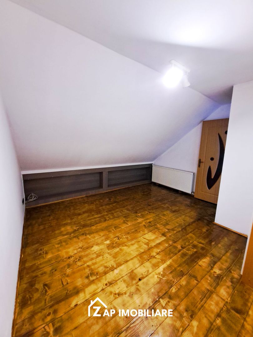 Ap 3 Camere la Mansardă de Casă - Utilități Separate - Poză 14