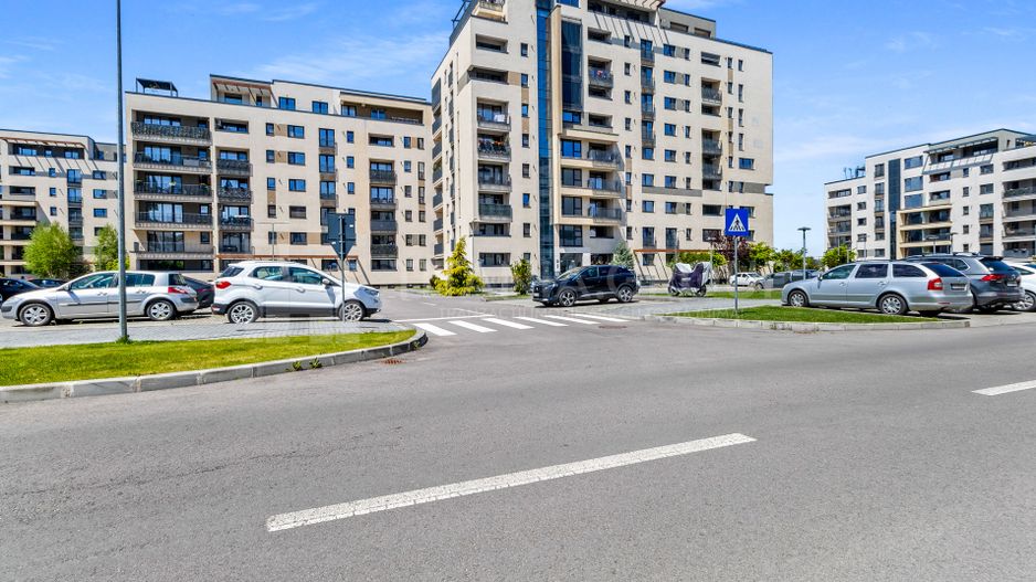 Apartament cochet mobilat-utilat, 3 camere, parcare, boxa, Kasper Coresi - Poză 22