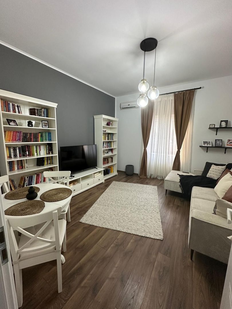 Imobil cu destinatii multiple- 6 apartamente - Poză 42