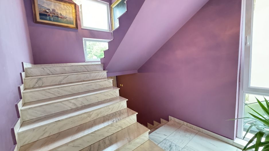 Am redus pretul - Casa deosebita pe 3 nivele in zona linistita - Poză 7