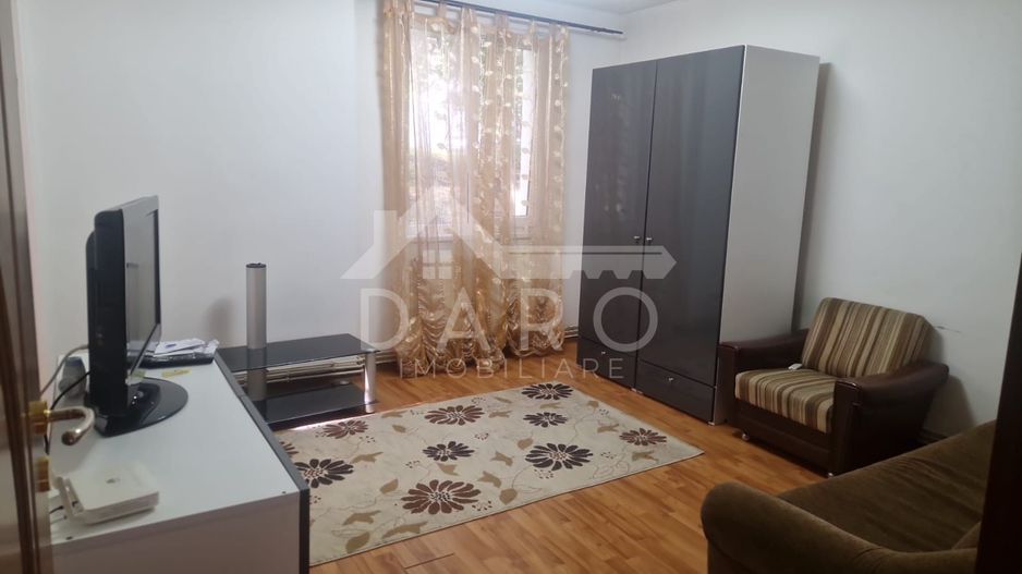 Inchiriez apartament cu o camera pe strada Gloriei - Poză 2