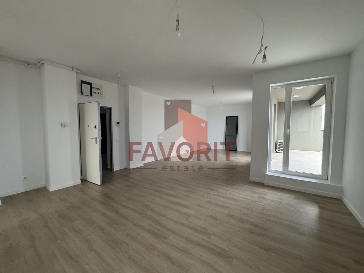 COMISION 0%. Penthouse cu 2 terase in bloc nou din zona Aradului - Poză 2