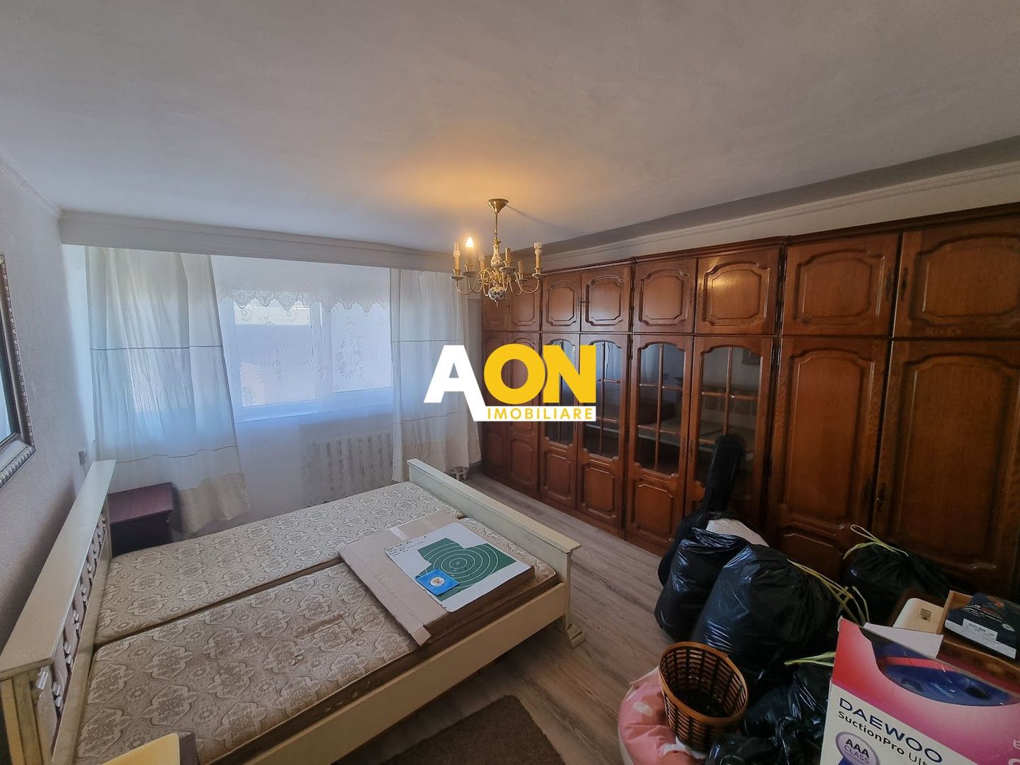 Apartament 3 Camere Decomandat, Zona Cetate - Poză 5