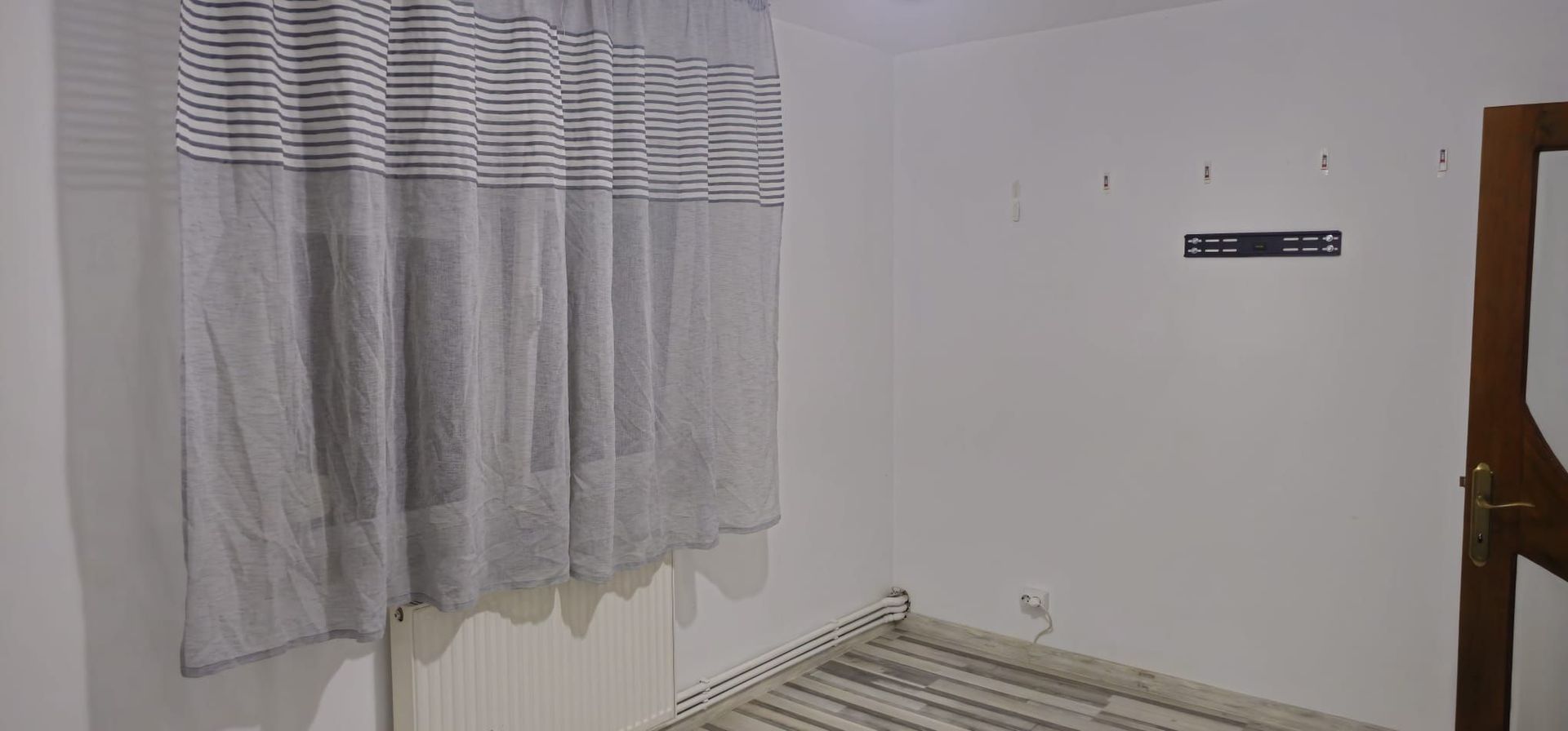 De inchiriat – Apartament 3 camere, 85 mp, partial mobilat - Poză 3