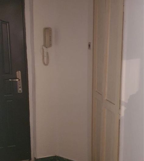 BRASADAS vinde ap 3 cam etaj 4/4 in Micro 16. - Poză 1