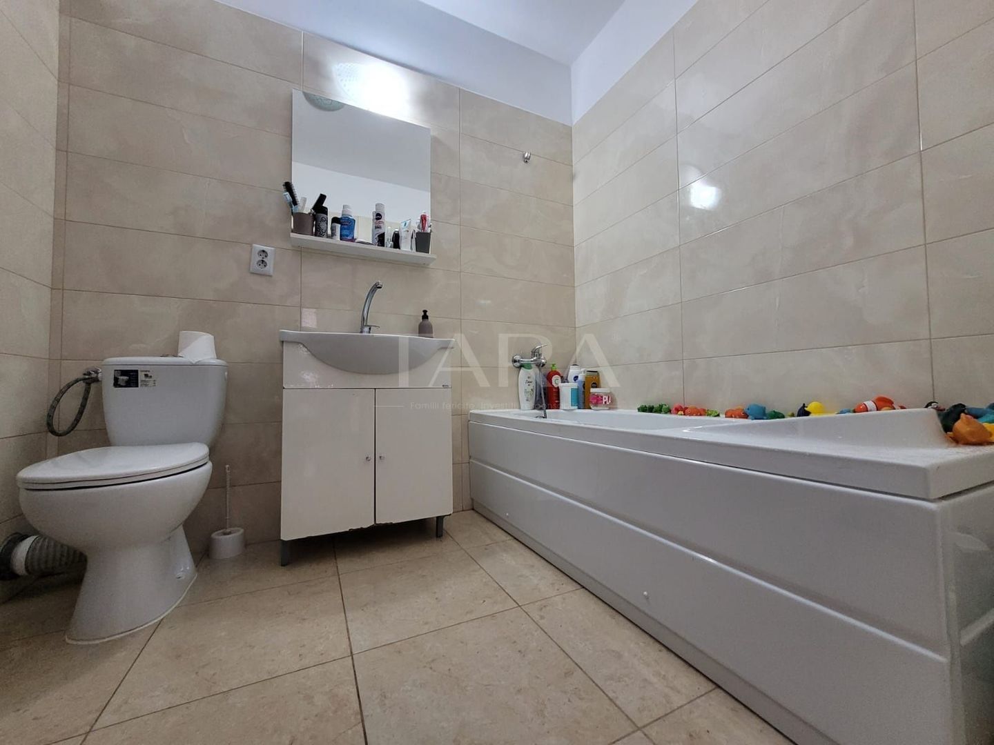 Apartament 3 camere, 58 mp + 2 balcoane, Iris - Poză 5