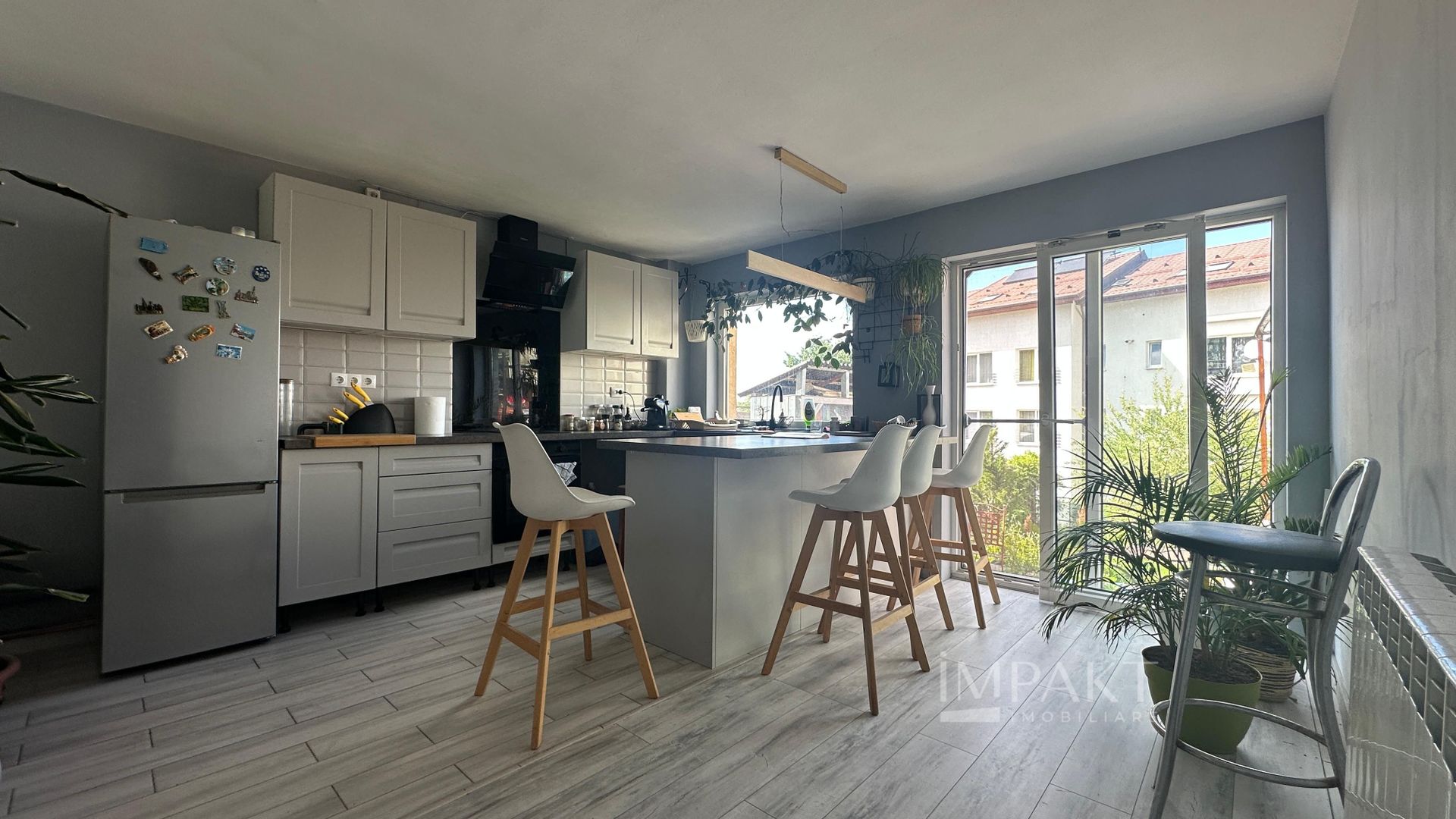 Imobil cu 5 apartamente separate, ideal pentru investitie - zona UMF! - Poză 4