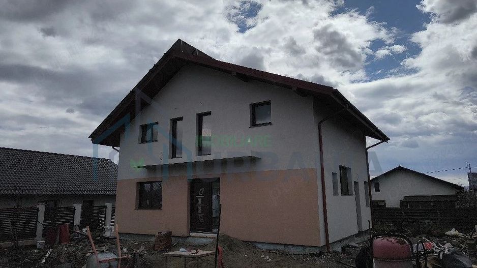 Casa de vanzare, Proselnici, Sos. Iasi-Voinesti, 126 mp, teren 415 mp - Poză 1